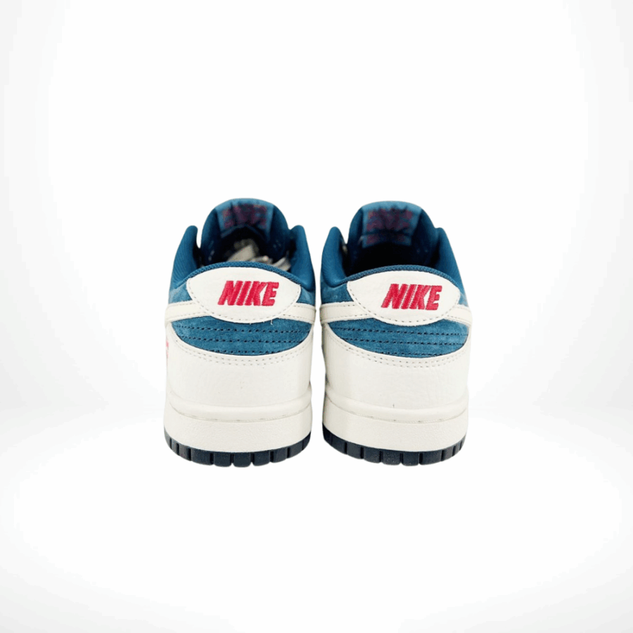 Rear view of the Nike SB Dunk Low