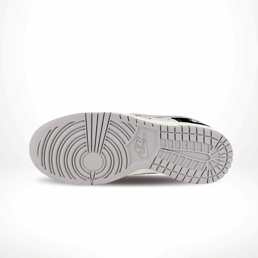 Bottom view of the Nike SB Dunk Low