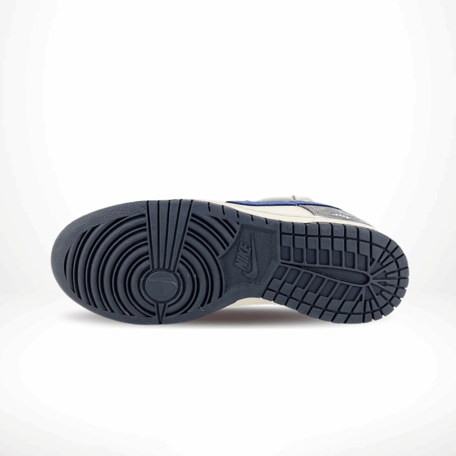 Bottom view of the Nike SB Dunk Low