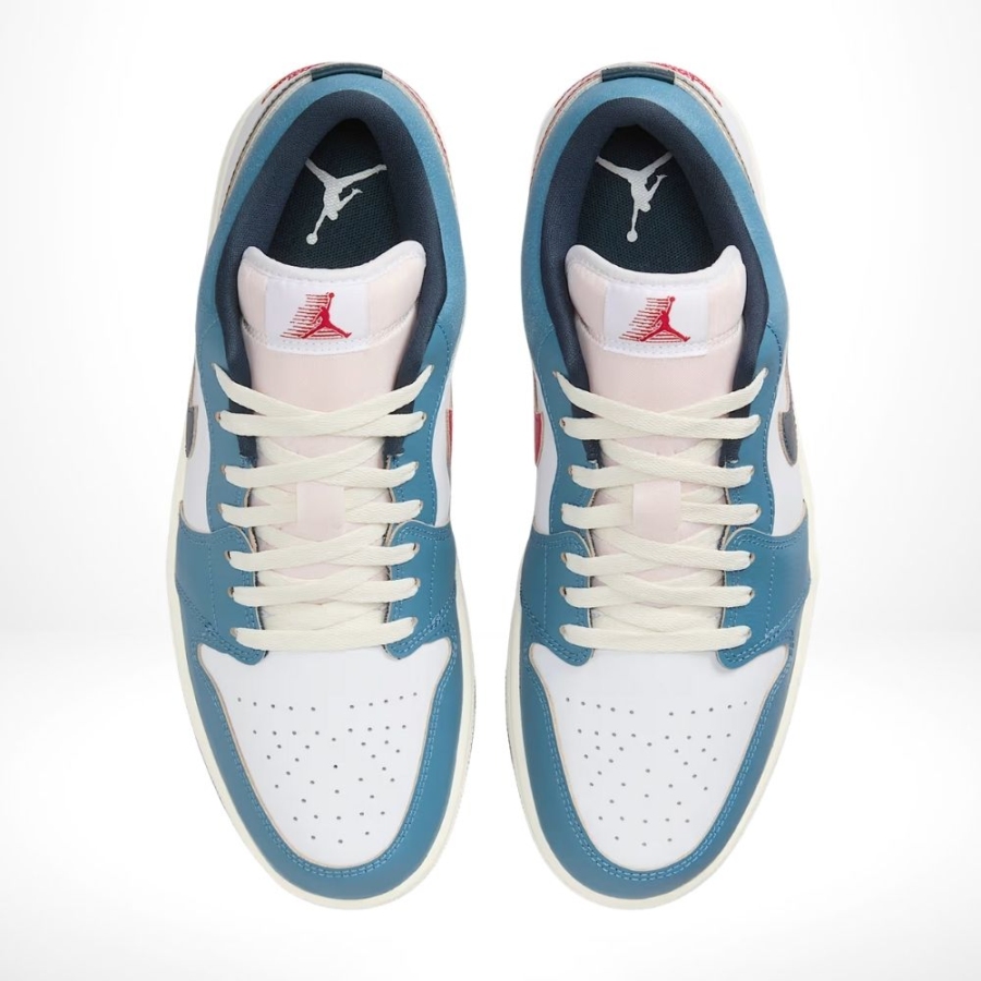 Top view of the Air Jordan 1 Low