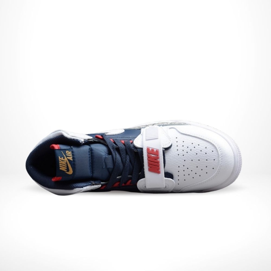 Bottom view of the Air Jordan Legacy 312