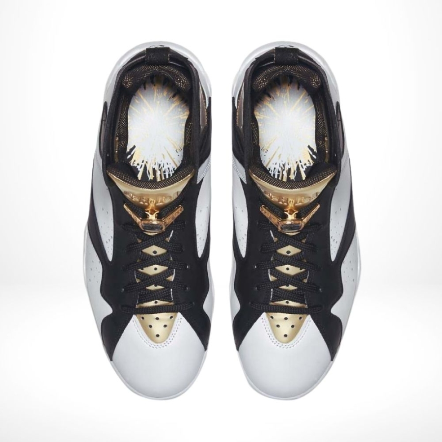 Top-down view of the Air Jordan 7