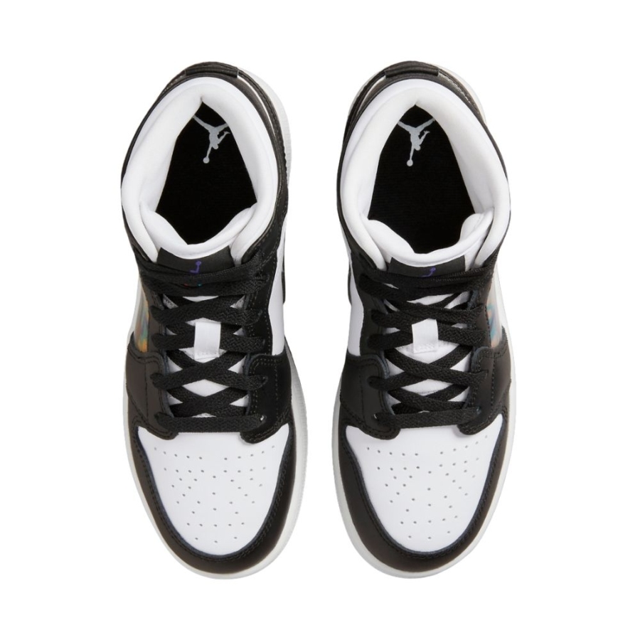 Top-down view of the Air Jordan 1