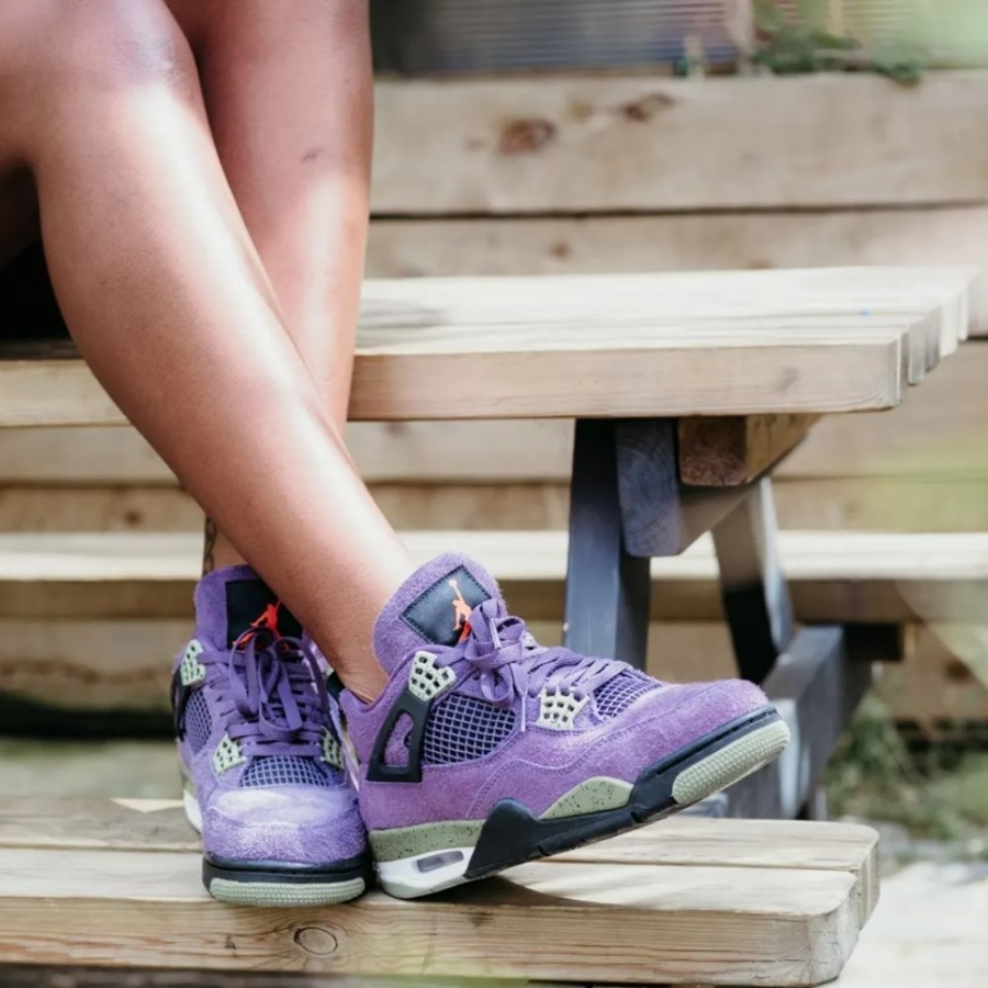 On-foot of the Air Jordan 4