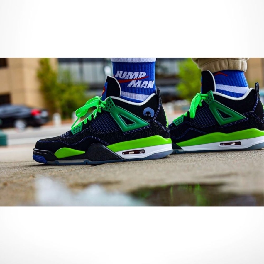 Real lifestyle image of Air Jordan 4