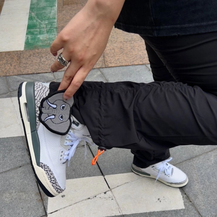 Real lifestyle image of Air Jordan 3