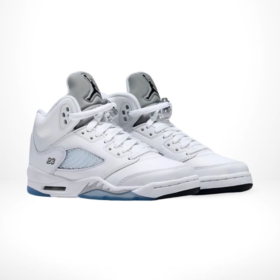 Angle view of Air Jordan 5
