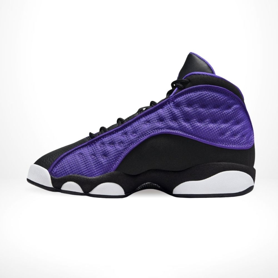 Real lifestyle image of Air Jordan 13