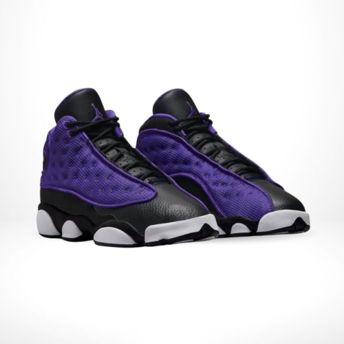 Angle view of Air Jordan 13