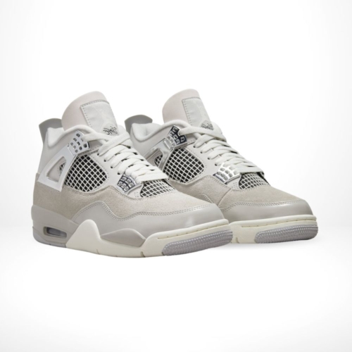 Angle view of Air Jordan 4