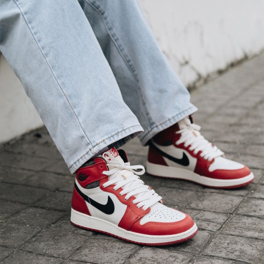 Real lifestyle image of Air Jordan 1