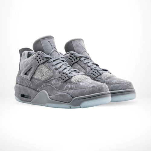 Angle view of Air Jordan 4