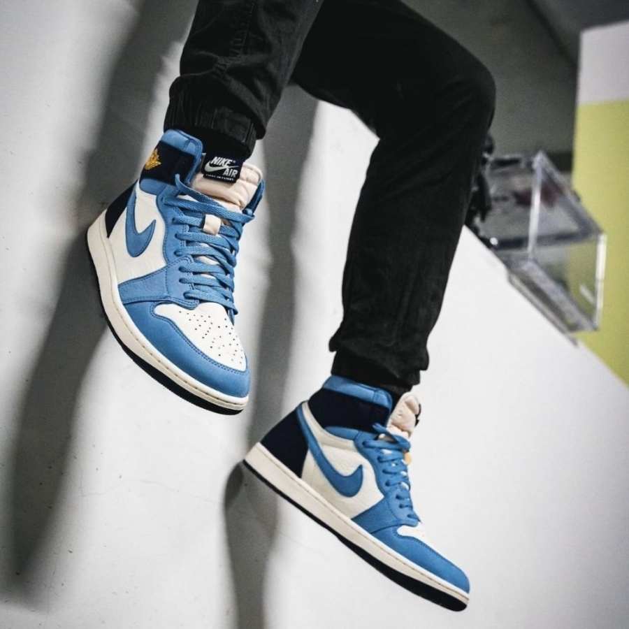 Real lifestyle image of Air Jordan 1