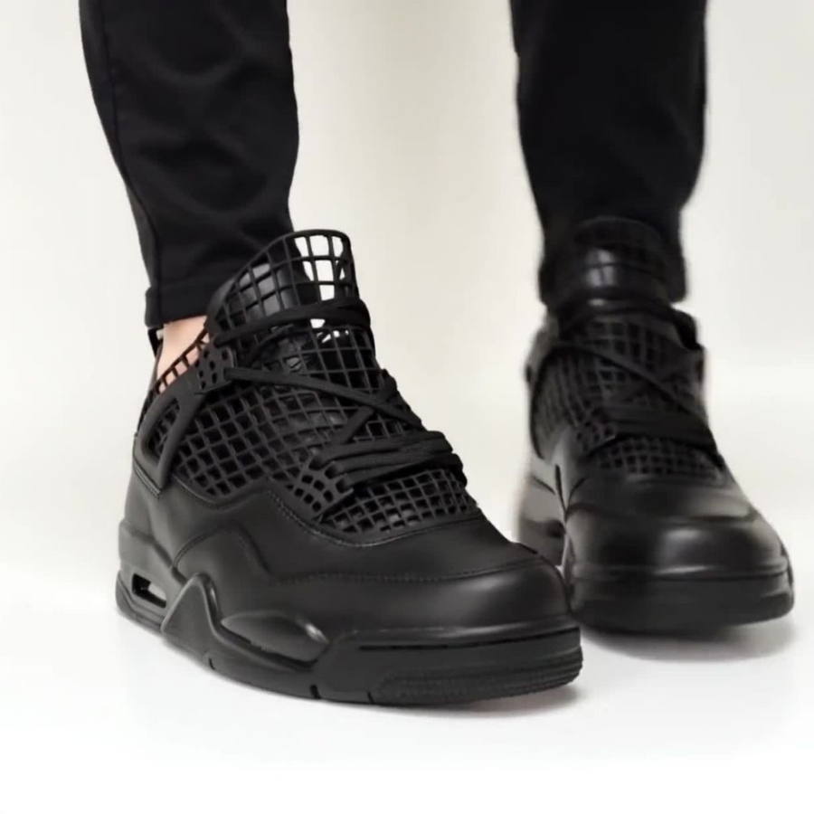 Real lifestyle image of Air Jordan 4