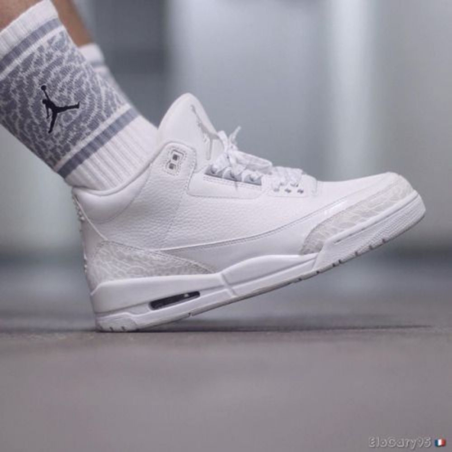 Real lifestyle image of Air Jordan 3