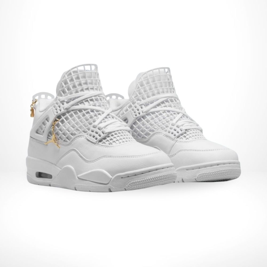 Angle view of Air Jordan 4