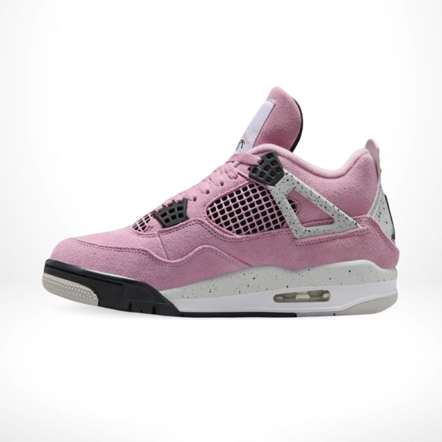 Side profile of Air Jordan 4