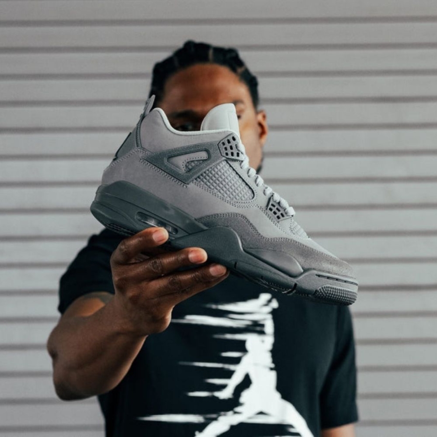 Real lifestyle image of Air Jordan 4