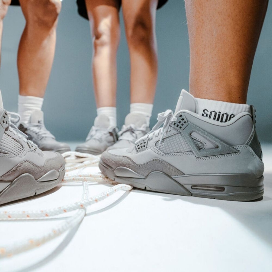 Real lifestyle image of Air Jordan 4