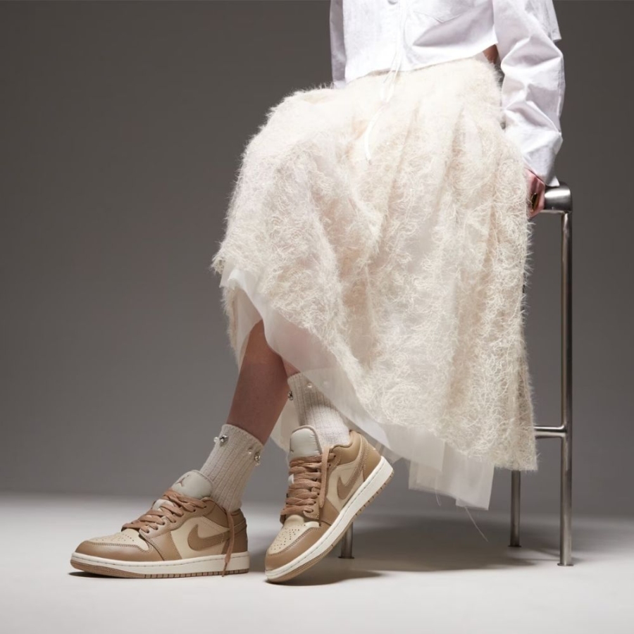 Real lifestyle image of Air Jordan 1