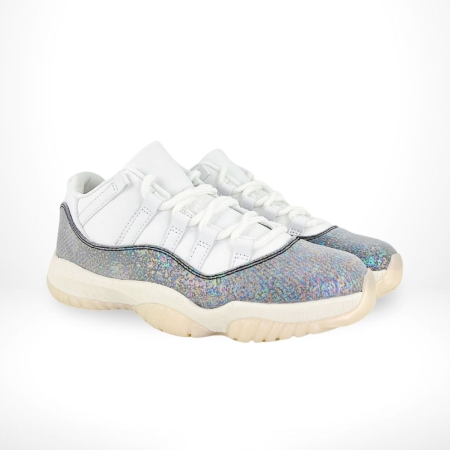 Air Jordan 11 Retro LNY Grey Summit White - Image 2