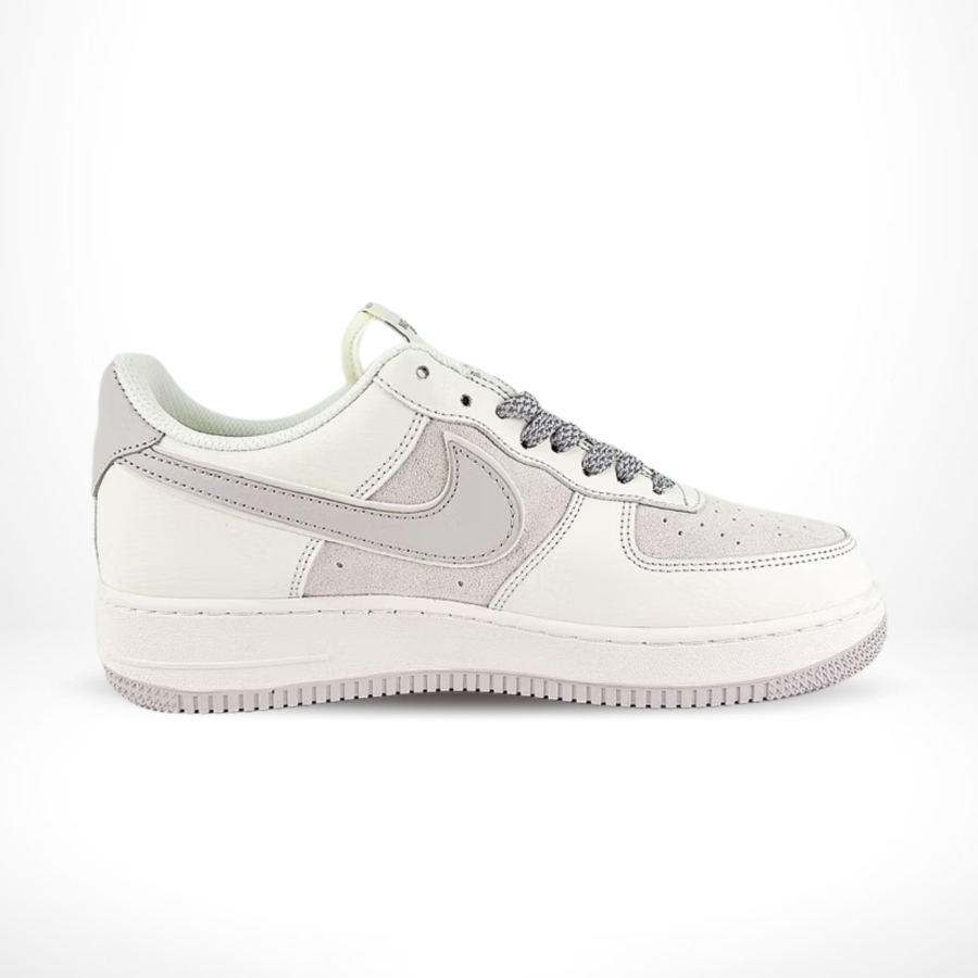 Side view of the Air Force 1