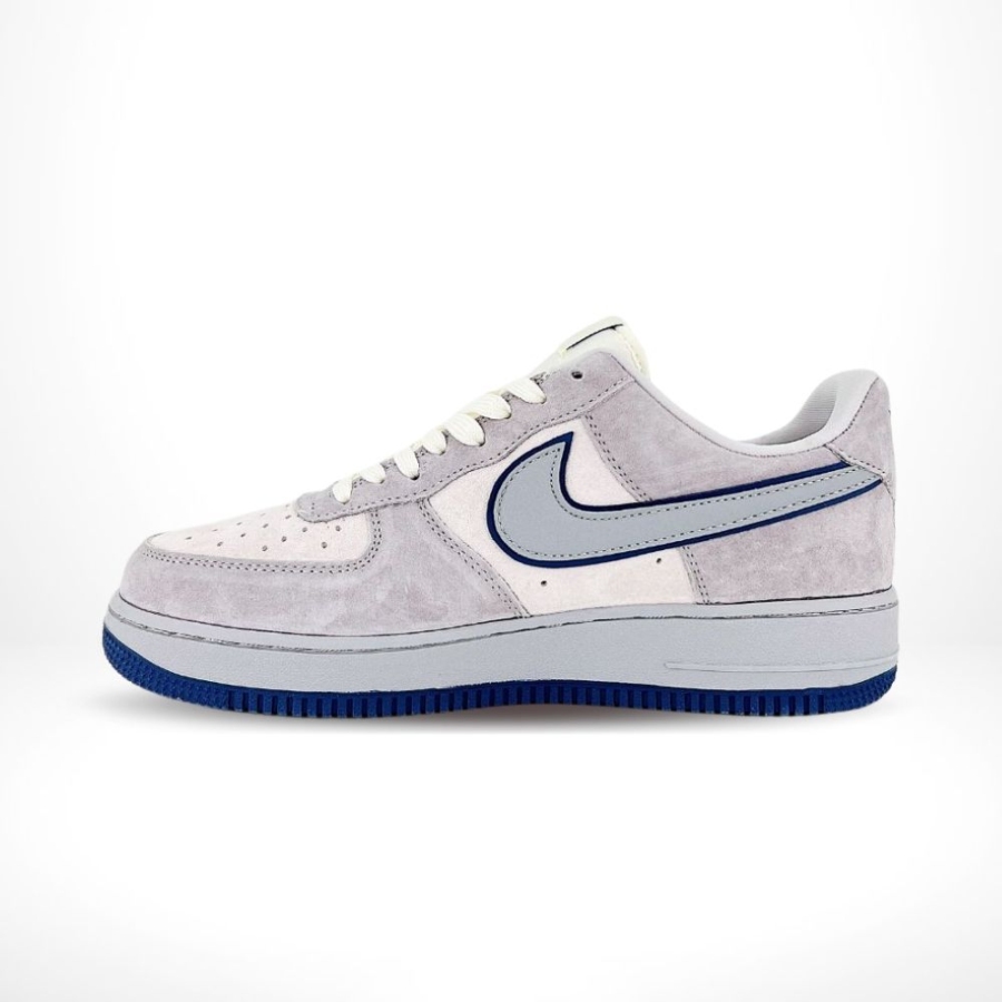 Medial side view of the Nike SB Dunk Low