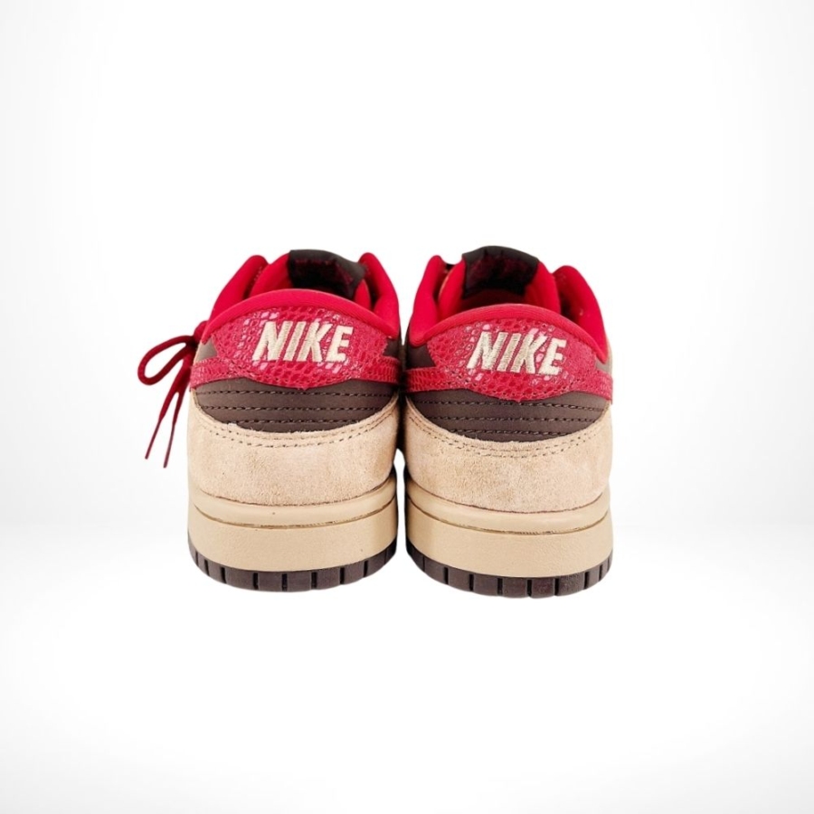 Rear view of the Air Nike SB Dunk Low