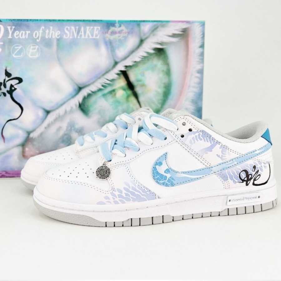 Nike SB Dunk Low Cny Pearl Of The Spirt Snake White Blue Gradient - Image 7