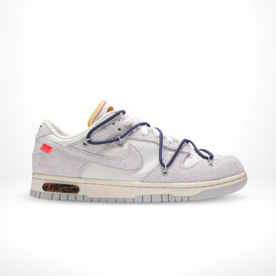 Side view of the Nike Dunk Low