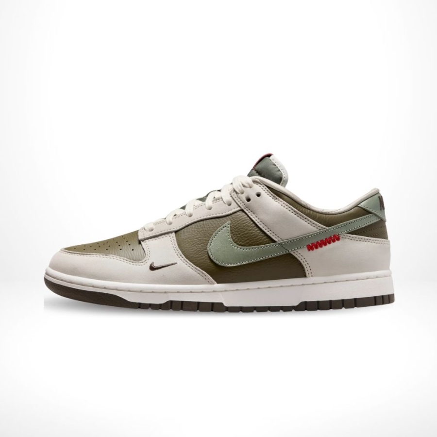 Medial side view of the Air Nike Dunk Low