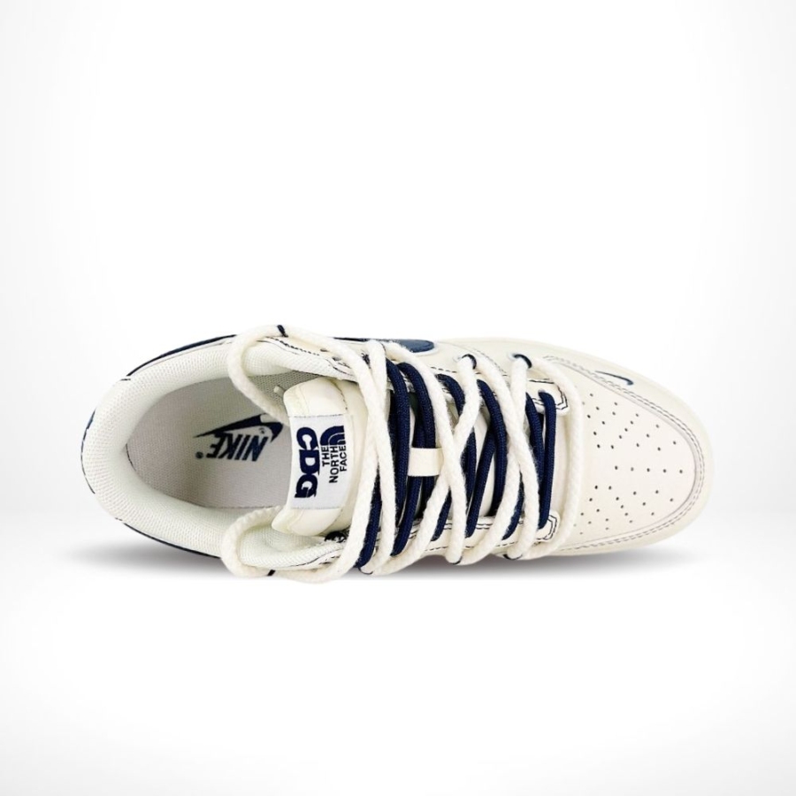 Top-down view of the Air Nike Dunk Low