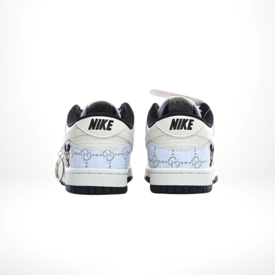 Rear view of the Air Nike Dunk Low