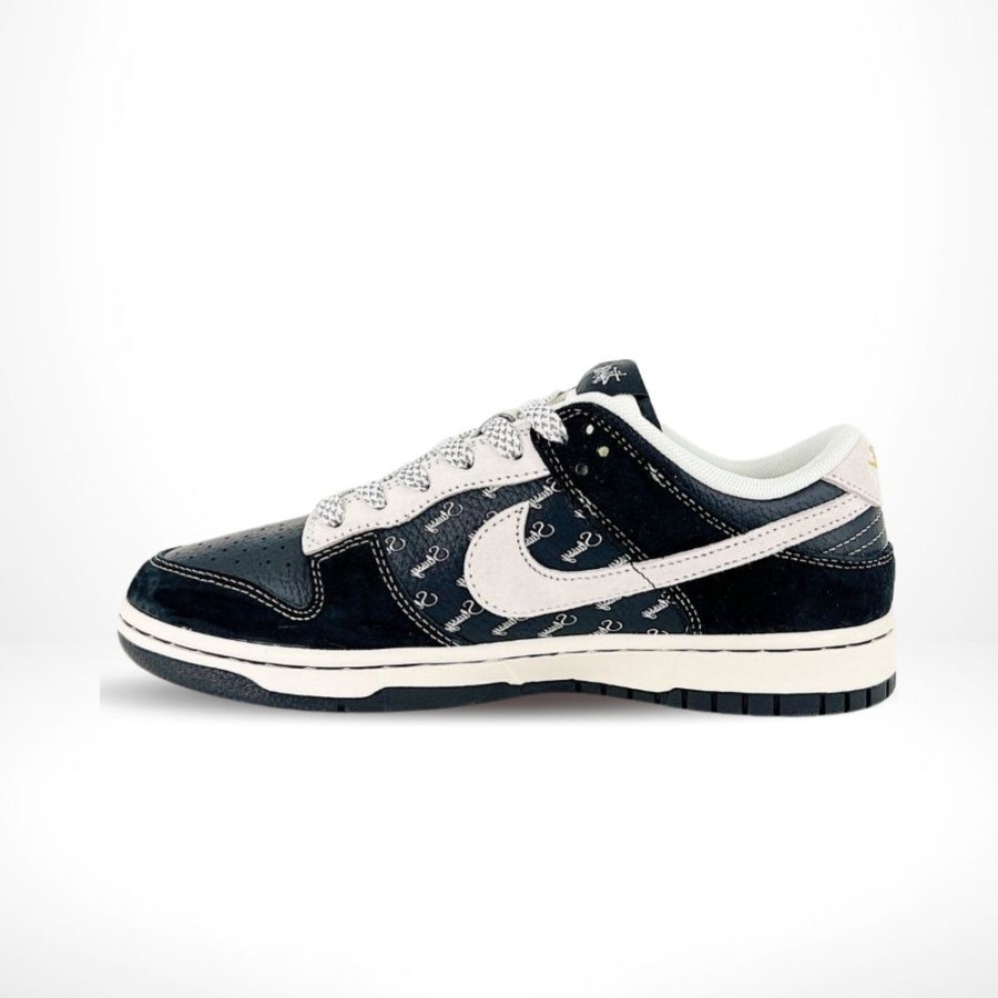 Medial side view of the Air Nike Dunk Low