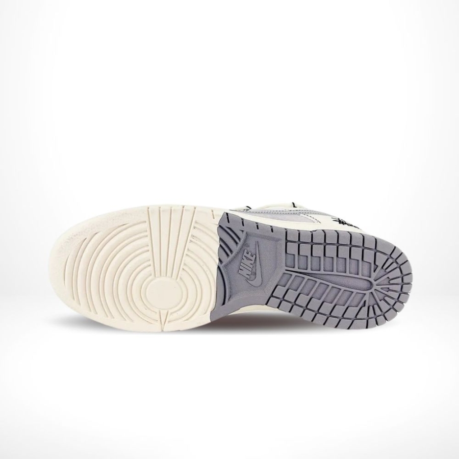 Bottom view of the Air Nike Dunk Low