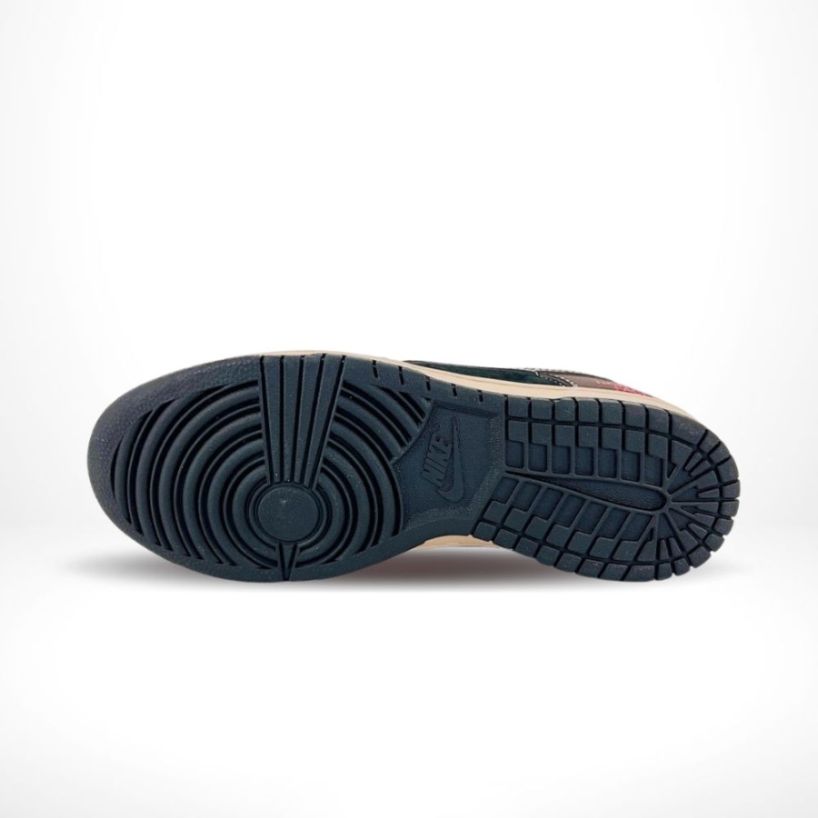 Bottom view of the Air Nike Dunk Low