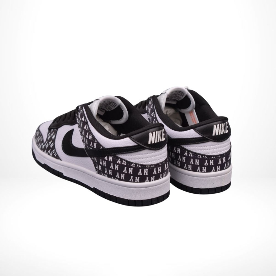 Rear view of the Air Nike Dunk Low