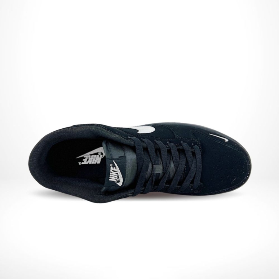 Top-down view of the Air Nike SB Dunk Low