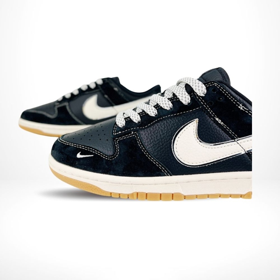 Nike SB Dunk Low X Stussy Black White - Image 5