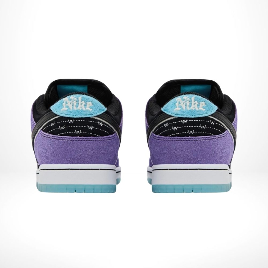 Rear view of the Nike SB Dunk Low