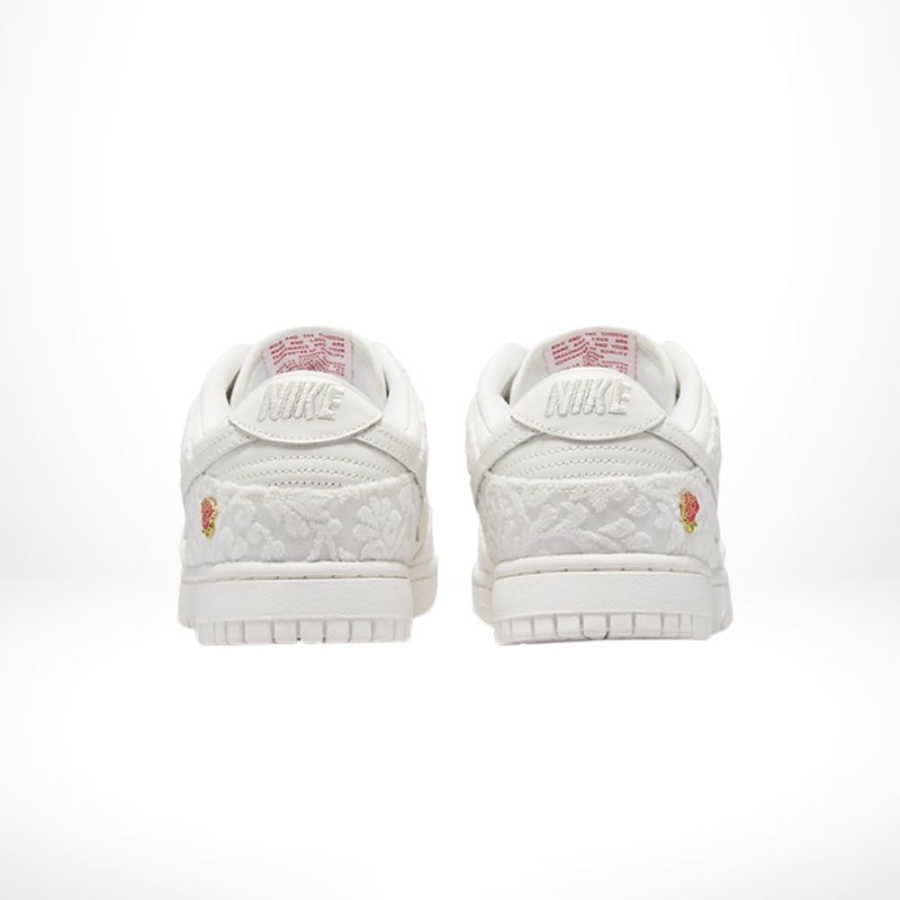 Rear view of the Air Nike Dunk Low