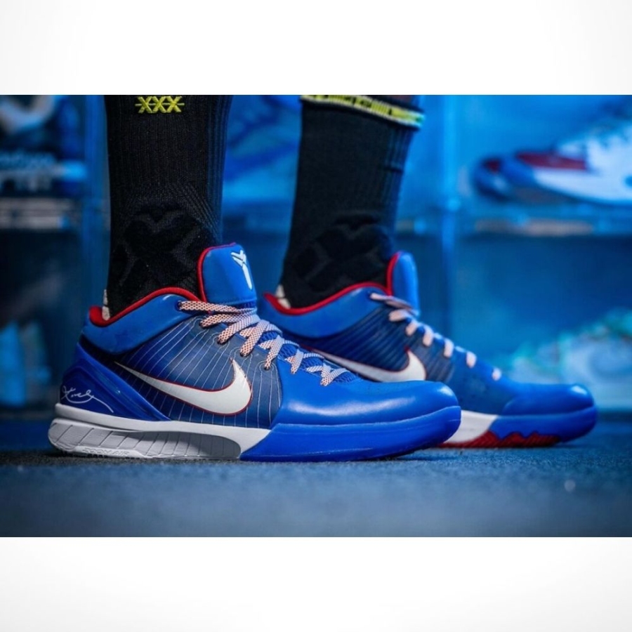 Real lifestyle image of Nike Kobe