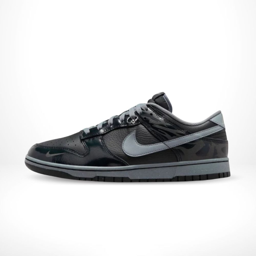 Medial side view of the Air Nike Dunk Low