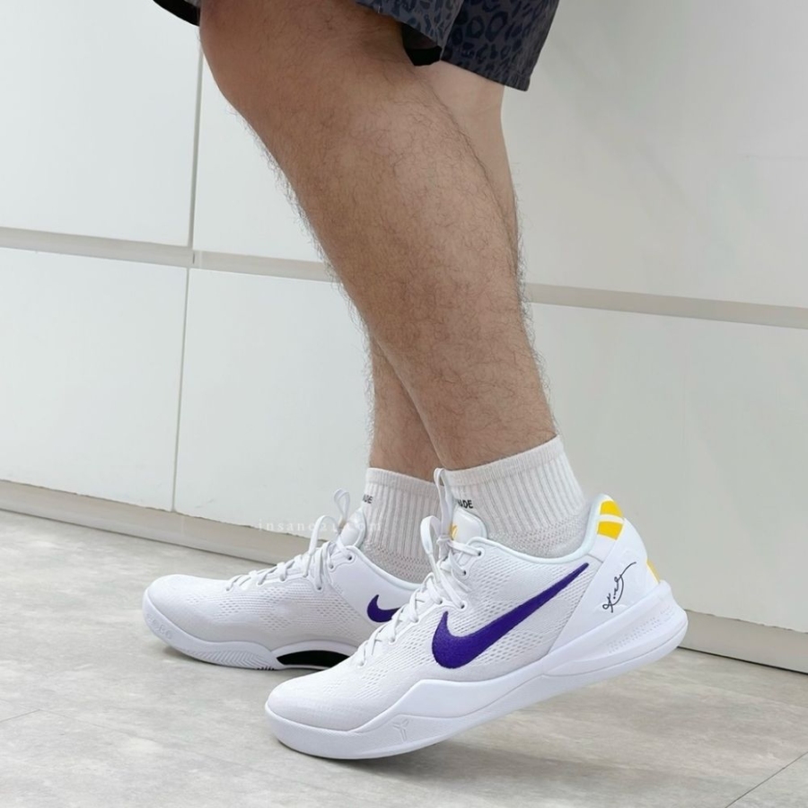 Real lifestyle image of Nike Kobe