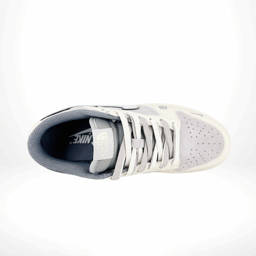 Top-down view of the Nike SB Dunk Low