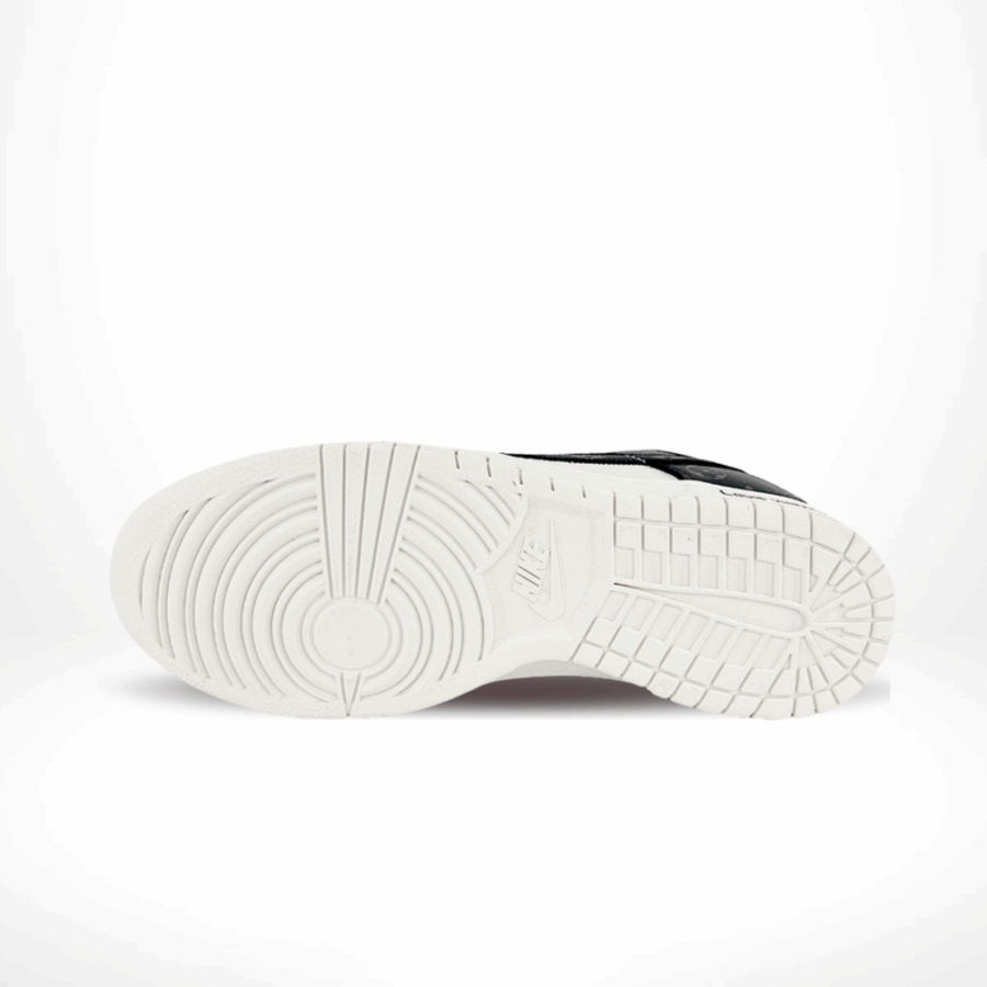 Bottom view of the Nike SB Dunk Low