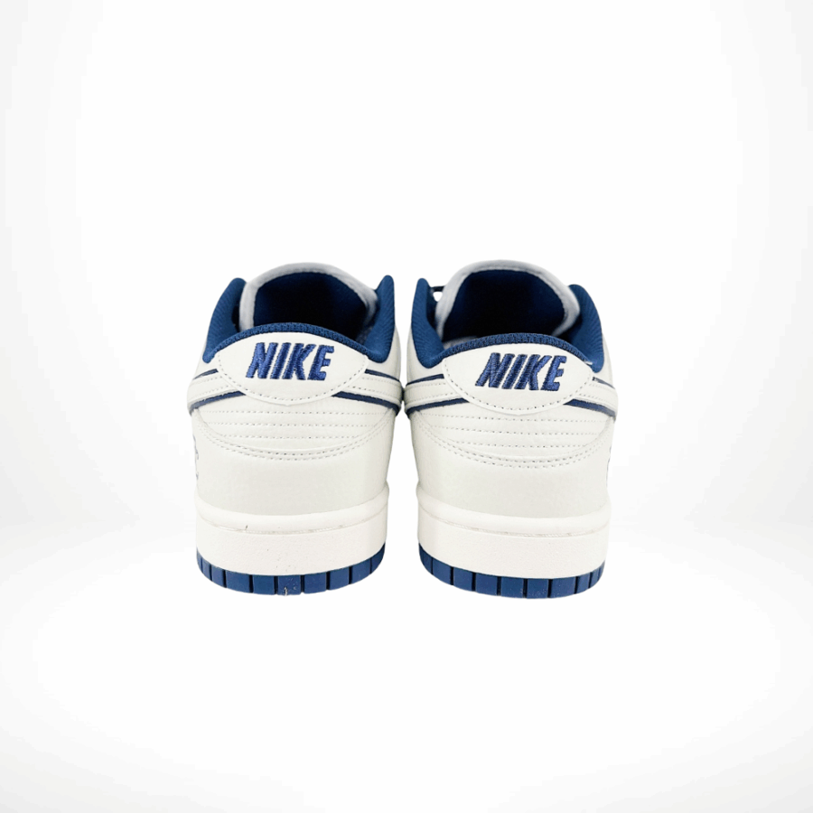 Rear view of the Nike SB Dunk Low