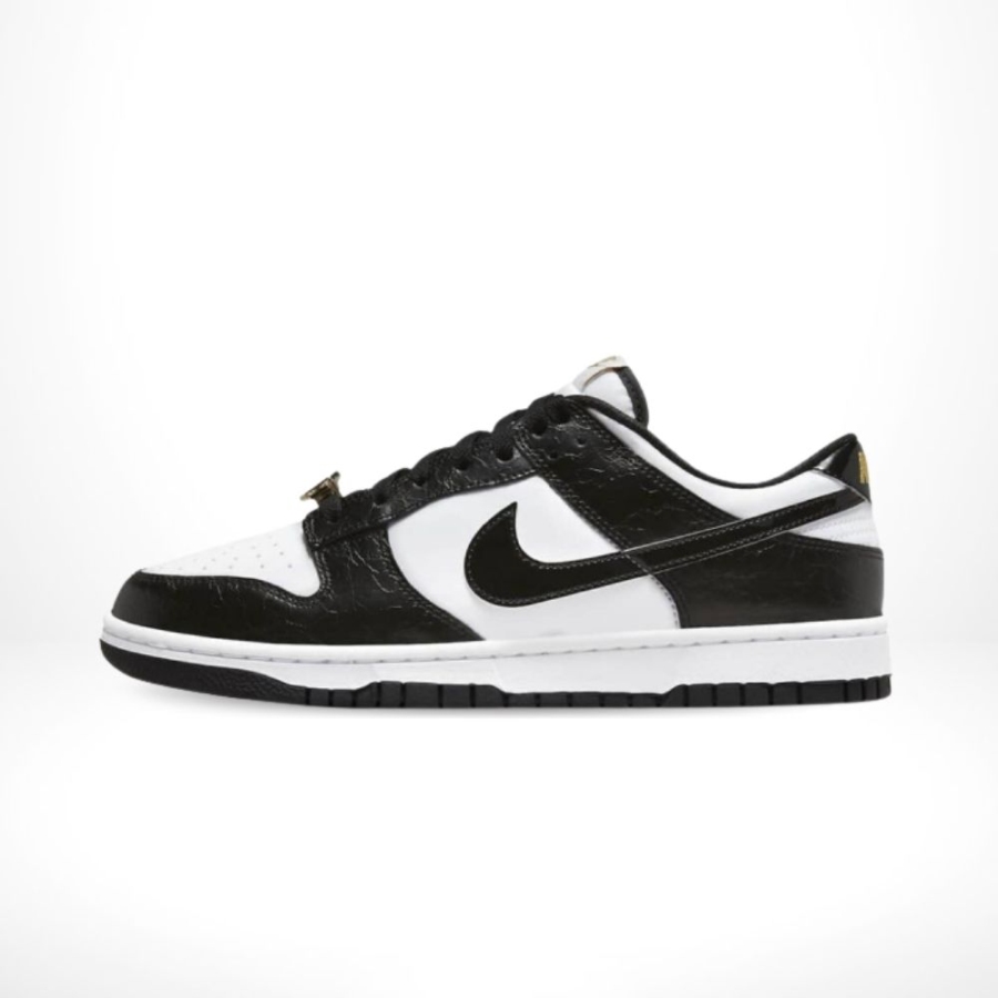 Medial side view of the Air Nike Dunk Low