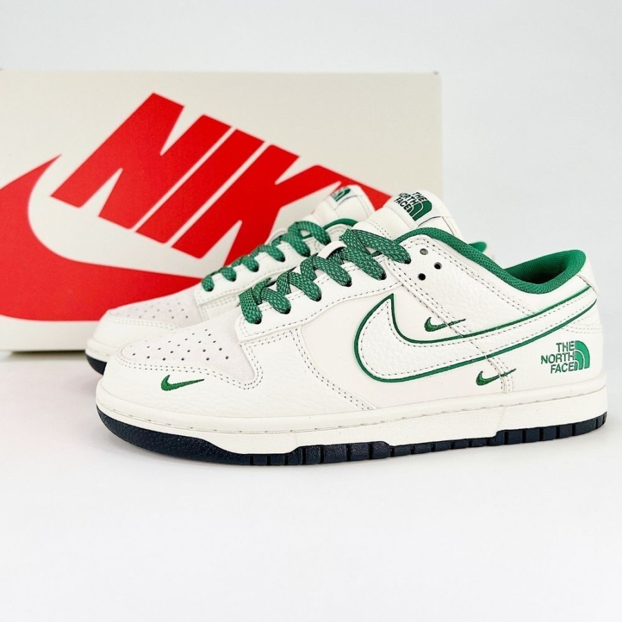Nike SB Dunk Low X The North Face Green White - Image 7