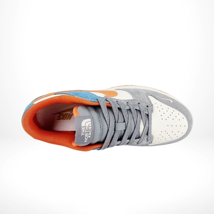 Top-down view of the Nike SB Dunk Low